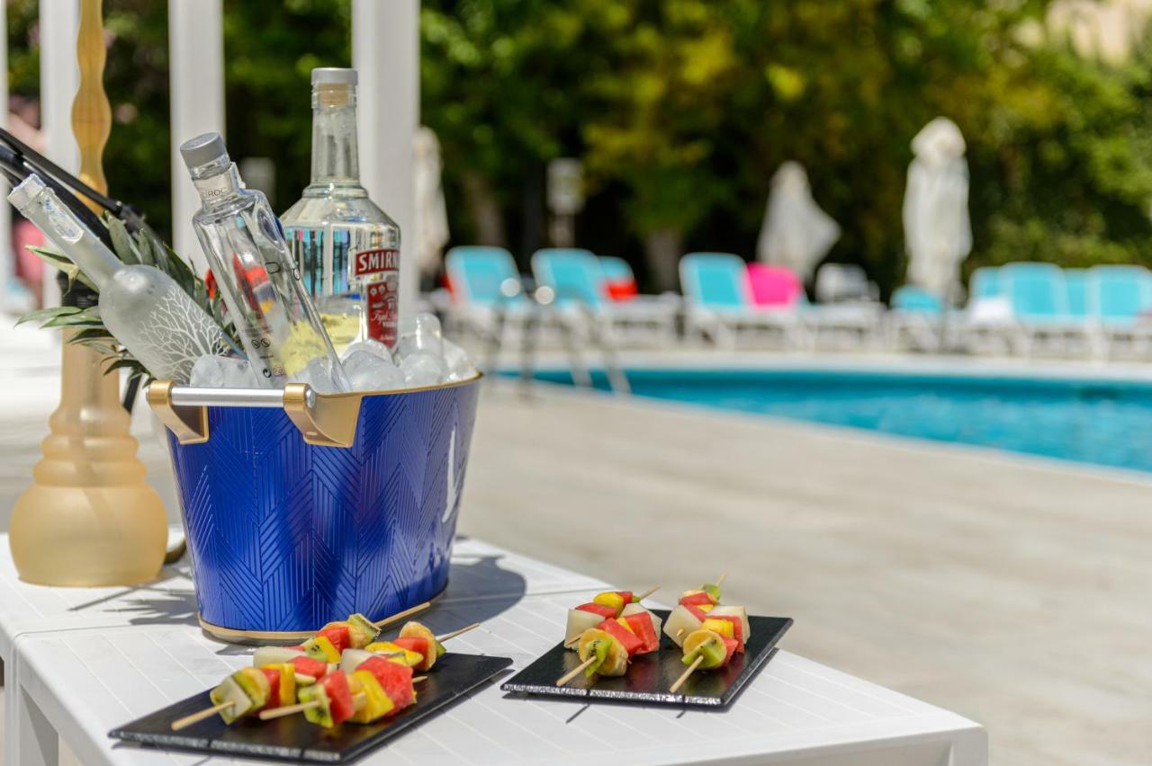 Hotel Vibra Marco Polo I - Adults Only San Antonio  Exterior photo